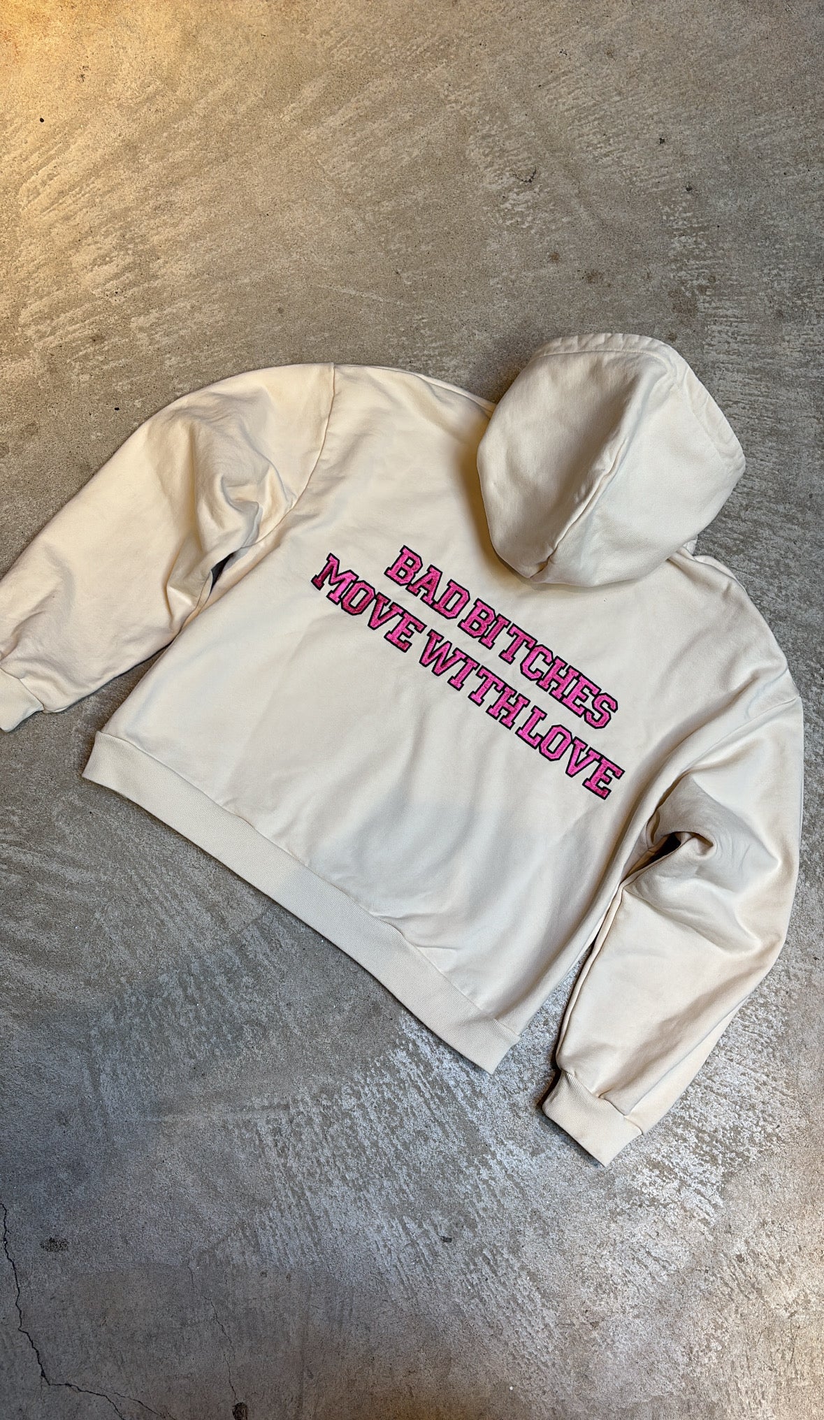 BONE PULLOVER HOODIE DISCOUNTED PREORDER